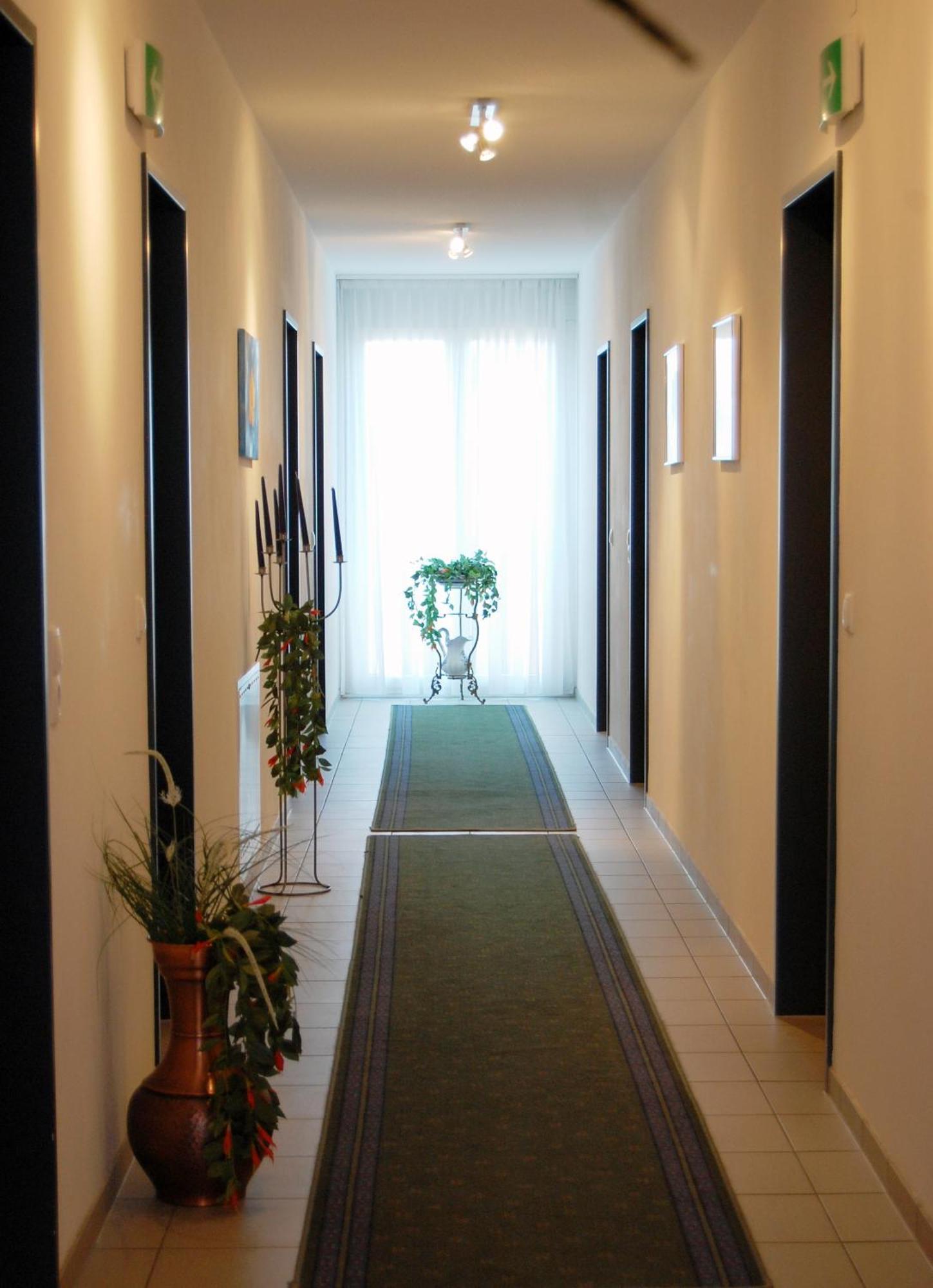 Hotel Cafe Lorenz Хоэнемс Экстерьер фото